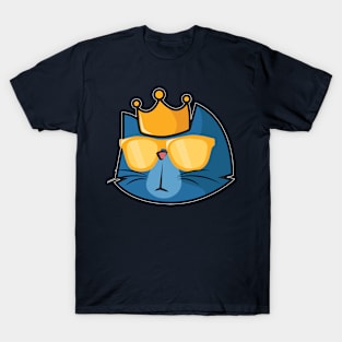 King cat with golden sunglasses and crown T-Shirt